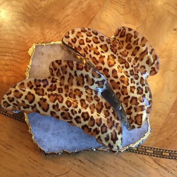 2 CHEETAH Hair Clips! Go Wild! - Picture 1 of 4